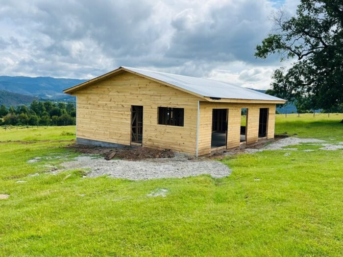 Casa Estilo Dos Aguas 80 m²